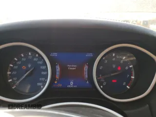 2018 Maserati Ghibli S Q4 z VIN ZAM57YTA5J1279909, wystawiony jako Copart lot #54559285 z przebiegiem 49 065 mil mil oraz Szkoda całkowita • Salvage title. Historia ofert i sprzedaży dostępna na DreamBid. Obrazek 9.