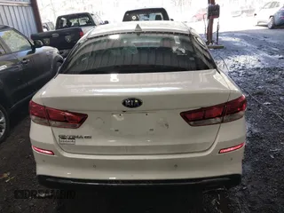 2019 Kia Optima LX with VIN 5XXGT4L33KG363512, listed as a IAAI auction lot 41824631 with 105,034 mi miles. Bid and sale history available at carsss.com. Image 17.