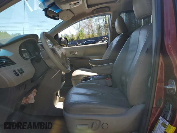 2013 Toyota Sienna XLE AAS with VIN 5TDYK3DC2DS384336, listed as a Copart auction lot 53405715 with 138,563 mi miles and Salvage Title. Bid and sale history available at carsss.com. Image 7.