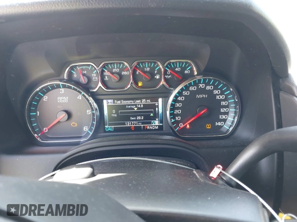 2016 Chevrolet Suburban LT z VIN 1GNSKHKC4GR427591, wystawiony jako IAAI lot #42162723 z przebiegiem 131 771 mil mil oraz . Historia ofert i sprzedaży dostępna na DreamBid. Obrazek 7.
