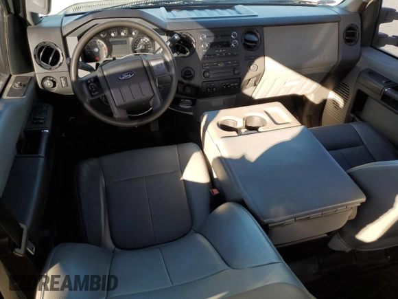 2015 Ford F-350 with VIN 1FD8W3G65FED35954, listed as a Copart auction lot 81807364 with 128,541 mi miles and Salvage title. Bid and sale history available at DreamBid. Image 8.