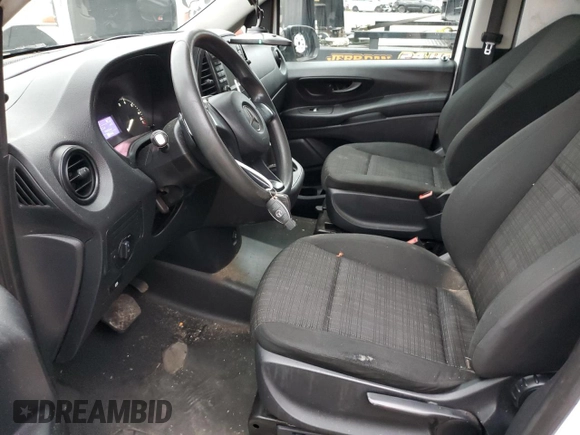 2019 Mercedes-Benz Metris Cargo z VIN WD3PG2EAXK3542077, wystawiony jako Copart lot #70091533 z przebiegiem 108 024 mil mil oraz . Historia ofert i sprzedaży dostępna na DreamBid. Obrazek 7.