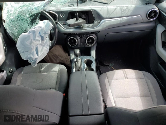 2019 Chevrolet Blazer с VIN 3GNKBGRSXKS686308, выставлен на аукционе Copart как лот 57822105 с пробегом 140 369 миль миль и Списание • Salvage title. История ставок и продаж доступна на DreamBid. Изображение 8.