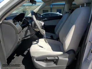 2018 Volkswagen Tiguan S with VIN 3VV1B7AX7JM057685, listed as a Copart auction lot 47518595 with 44,879 mi miles and Salvage Title. Bid and sale history available at carsss.com. Image 7.