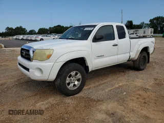 2006 Toyota Tacoma PreRunner with VIN 5TETU62N66Z282876, listed as a Copart auction lot 64193765 with 210,783 mi miles and Clean title. Bid and sale history available at DreamBid. Image 1.