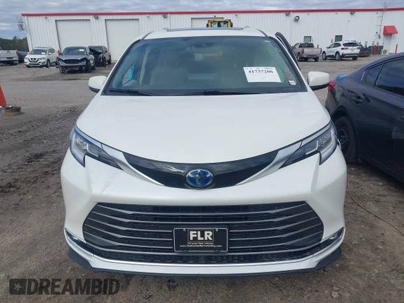 2021 Toyota Sienna Limited with VIN 5TDZRKEC5MS017567, listed as a IAAI auction lot 41737206 with 50,779 mi miles. Bid and sale history available at carsss.com. Image 12.