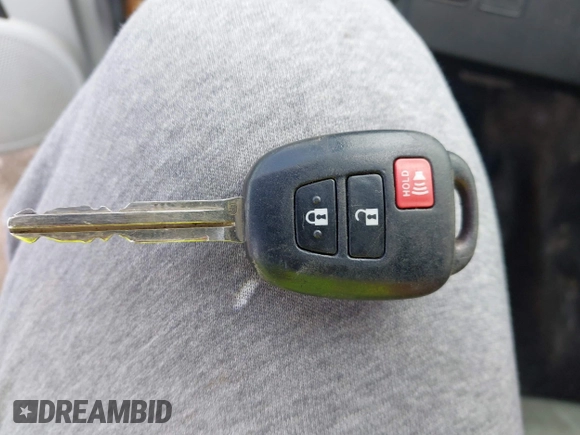 2012 Toyota Prius One z VIN JTDKDTB31C1515979, wystawiony jako IAAI lot #42113818 z przebiegiem 184 528 mil mil oraz . Historia ofert i sprzedaży dostępna na DreamBid. Obrazek 11.
