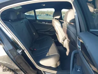 2018 BMW 5 Series 530i xDrive with VIN WBAJA7C58JWA72127, listed as a IAAI auction lot 41548417 with 80,680 mi miles. Bid and sale history available at carsss.com. Image 8.