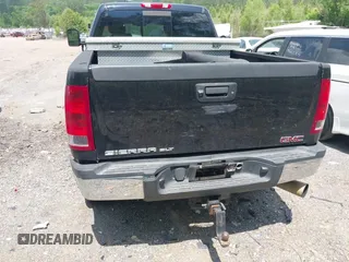 2013 GMC Sierra 2500HD SLT with VIN 1GT121E82DF120632, listed as a IAAI auction lot 42136305 with 171,967 mi miles and . Bid and sale history available at DreamBid. Image 6.