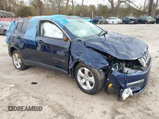 2021 Jeep Compass Altitude with VIN 3C4NJCBB3MT523153, listed as a IAAI auction lot 41394050 with 51,657 mi miles. Bid and sale history available at carsss.com. Image 1.