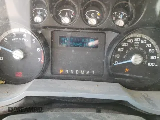 2015 Ford F-350 z VIN 1FDRF3G63FEB69924, wystawiony jako Copart lot #48172354 z przebiegiem 378 948 mil mil oraz Szkoda całkowita • Salvage title. Historia ofert i sprzedaży dostępna na DreamBid. Obrazek 9.
