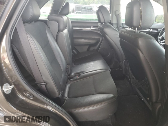 2011 Kia Sorento EX with VIN 5XYKU3A11BG134695, listed as a Copart auction lot 60104135 with 227,552 mi miles and Salvage title. Bid and sale history available at DreamBid. Image 10.