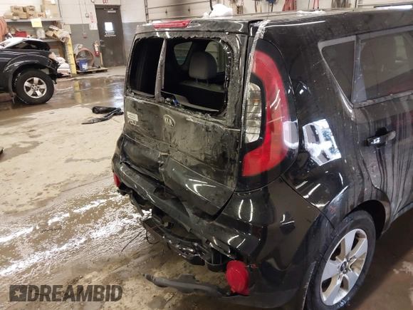 2018 Kia Soul with VIN KNDJN2A27J7893925, listed as a IAAI auction lot 41548667 with 73,592 mi miles. Bid and sale history available at carsss.com. Image 17.