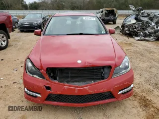 2013 Mercedes-Benz C 250 Sport z VIN WDDGF4HB1DR275426, wystawiony jako Copart lot #47704875 z przebiegiem 95 061 mil mil oraz Szkoda całkowita • Salvage title. Historia ofert i sprzedaży dostępna na DreamBid. Obrazek 5.