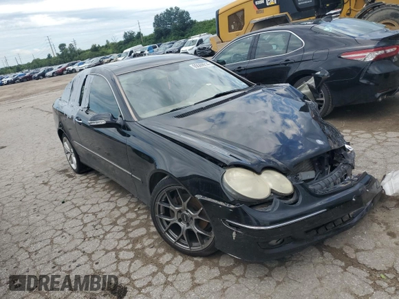 2006 Mercedes-Benz CLK 350 with VIN WDBTJ56H36F192927, listed as a Copart auction lot 53328225 with Not Provided miles and Non Repairable. Bid and sale history available at DreamBid. Image 4.