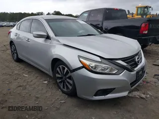 2017 Nissan Altima SV with VIN 1N4AL3AP5HC108932, listed as a IAAI auction lot 41565509 with 130,951 mi miles and . Bid and sale history available at carsss.com. Image 1.