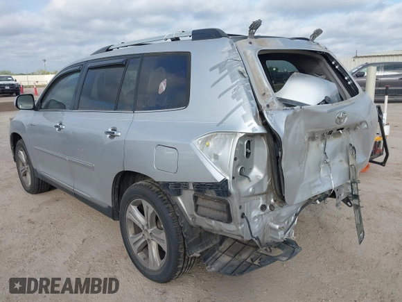 2013 Toyota Highlander Limited z VIN 5TDYK3EH1DS103301, wystawiony jako IAAI lot #42005471 z przebiegiem 239 950 mil mil oraz . Historia ofert i sprzedaży dostępna na DreamBid. Obrazek 3.