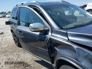 2008 Volvo XC90 V8 with VIN YV4CZ852181464333, listed as a IAAI auction lot 41983609 with 193,377 mi miles. Bid and sale history available at carsss.com. Image 19.