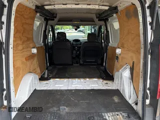 2016 Ford Transit Connect XL z VIN NM0LE7E70G1260865, wystawiony jako Copart lot #61073125 z przebiegiem 82 372 mil mil oraz Czysty tytuł • Clean title. Historia ofert i sprzedaży dostępna na DreamBid. Obrazek 6.