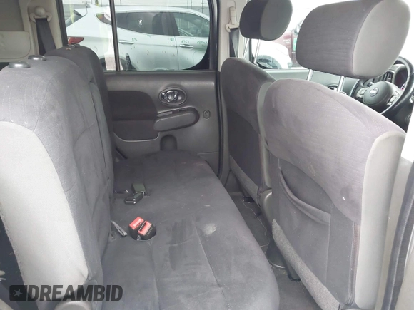 2010 Nissan Cube S z VIN JN8AZ2KR9AT153627, wystawiony jako IAAI lot #42352451 z przebiegiem 184 305 mil mil oraz . Historia ofert i sprzedaży dostępna na DreamBid. Obrazek 8.