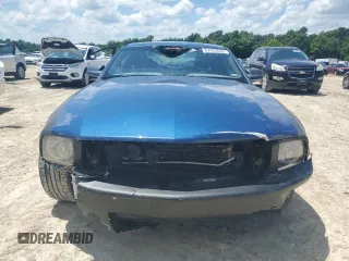 2006 Ford Mustang GT Deluxe with VIN 1ZVFT82H065200081, listed as a Copart auction lot 62425655 with 163,925 mi miles and Salvage title. Bid and sale history available at DreamBid. Image 5.