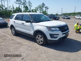 2017 Ford Police Interceptor Utility z VIN 1FM5K8ARXHGB93123, wystawiony jako IAAI lot #42276763 z przebiegiem 69 136 mil mil oraz . Historia ofert i sprzedaży dostępna na DreamBid. Obrazek 1.
