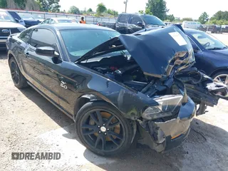 2014 Ford Mustang GT with VIN 1ZVBP8CF6E5200777, listed as a IAAI auction lot 42516977 with Not provided miles and . Bid and sale history available at DreamBid. Image 1.