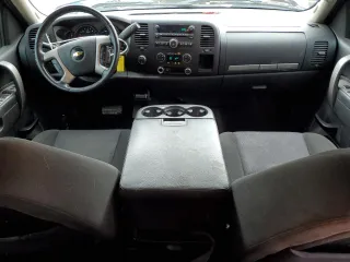 2011 Chevrolet Silverado 1500 LT with VIN 1GCRKSE36BZ138706, listed as a Copart auction lot 54384685 with 164,252 mi miles and Clean Title. Bid and sale history available at DreamBid. Image 8.