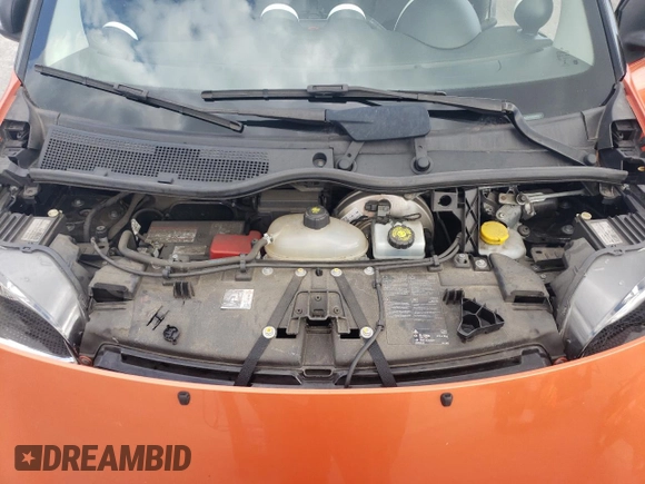 2016 Smart fortwo Passion z VIN WMEFJ5DAXGK069026, wystawiony jako Copart lot #53535045 z przebiegiem 34 410 mil mil oraz Tytuł czysty. Historia ofert i sprzedaży dostępna na DreamBid. Obrazek 11.