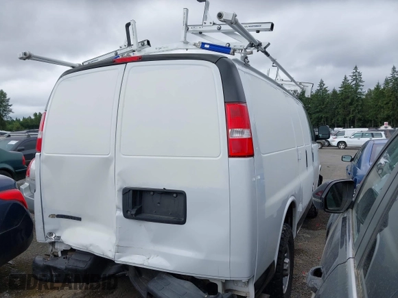 2020 Chevrolet Express Cargo z VIN 1GCWGAFGXL1276698, wystawiony jako IAAI lot #42406833 z przebiegiem 63 143 mil mil oraz . Historia ofert i sprzedaży dostępna na DreamBid. Obrazek 4.