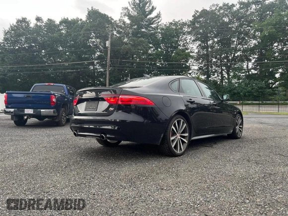 2016 Jaguar XF with VIN SAJBN4BV0GCY13846, listed as a Copart auction lot 86221824 with 104,657 mi miles and Clean Title. Bid and sale history available at DreamBid. Image 3.
