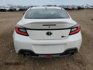 2024 Toyota GR86 Premium with VIN JF1ZNBE14R9753406, listed as a Copart auction lot 49469885 with 4,411 mi miles and Salvage Title. Bid and sale history available at carsss.com. Image 6.