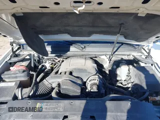 2008 Chevrolet Suburban Commercial with VIN 1GNFK163X8J134555, listed as a IAAI auction lot 41405739 with 205,810 mi miles. Bid and sale history available at carsss.com. Image 10.
