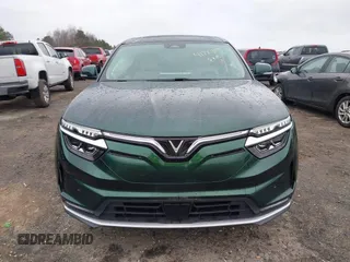 2023 VinFast VF 8 Plus z VIN RLLV1AFA0PH002714, wystawiony jako IAAI lot #41728014 z przebiegiem 8601 mil mil oraz . Historia ofert i sprzedaży dostępna na DreamBid. Obrazek 12.