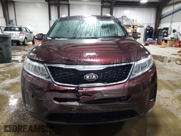 2014 Kia Sorento LX with VIN 5XYKTDA73EG427077, listed as a Copart auction lot 45952605 with 121,234 mi miles and Salvage Title. Bid and sale history available at carsss.com. Image 5.