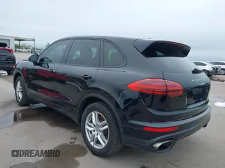 2016 Porsche Cayenne z VIN WP1AA2A29GLA00762, wystawiony jako IAAI lot #41963152 z przebiegiem 60 503 mil mil oraz . Historia ofert i sprzedaży dostępna na DreamBid. Obrazek 3.