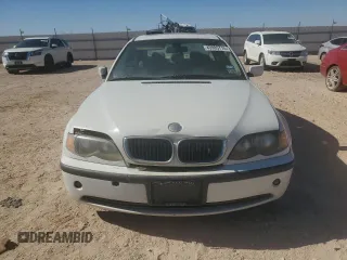 2003 BMW 3 Series 325i with VIN WBAET37423NJ33256, listed as a Copart auction lot 43985715 with 117,346 mi miles and Clean Title. Bid and sale history available at DreamBid. Image 5.