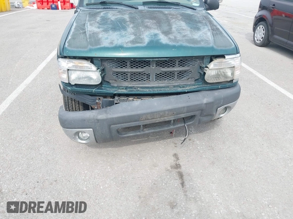 1999 Ford Explorer XLT с VIN 1FMZU34E9XZB92586, выставлен на аукционе IAAI как лот 42157826 с пробегом 261 550 миль миль и . История ставок и продаж доступна на DreamBid. Изображение 6.
