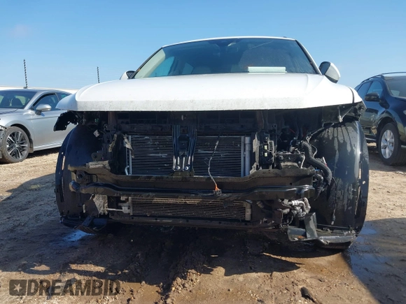 2023 Volkswagen Tiguan S z VIN 3VVRB7AX7PM076426, wystawiony jako IAAI lot #41453269 z przebiegiem 63 478 mil mil oraz . Historia ofert i sprzedaży dostępna na DreamBid. Obrazek 13.