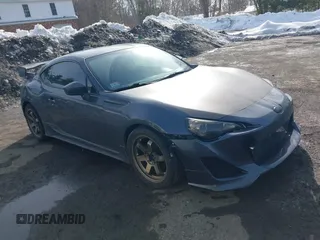 2014 Subaru BRZ Limited with VIN JF1ZCAC19E9600775, listed as a IAAI auction lot 41645509 with 1 mi miles. Bid and sale history available at carsss.com. Image 1.