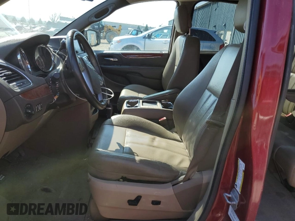 2013 Chrysler Town & Country Touring with VIN 2C4RC1BG4DR558699, listed as a Copart auction lot 48517045 with 207,351 mi miles and Salvage Title. Bid and sale history available at carsss.com. Image 7.