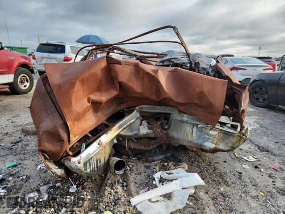 1971 Chevrolet Caprice z VIN 164671Y134698, wystawiony jako Copart lot #62913795 z przebiegiem Nie podano mil oraz Nie do naprawy • Non repairable. Historia ofert i sprzedaży dostępna na DreamBid. Obrazek 6.