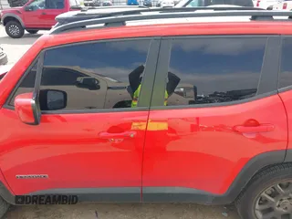 2020 Jeep Renegade Altitude with VIN ZACNJAB17LPL84093, listed as a IAAI auction lot 42122399 with 32,541 mi miles and . Bid and sale history available at DreamBid. Image 14.