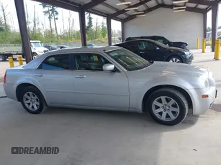 2005 Chrysler 300 Touring with VIN 2C3JA53G75H687752, listed as a IAAI auction lot 42190758 with 170,269 mi miles and . Bid and sale history available at DreamBid. Image 13.