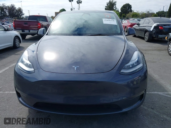 2021 Tesla Model Y Long Range with VIN 5YJYGDEE6MF209034, listed as a IAAI auction lot 41896238 with 53,401 mi miles. Bid and sale history available at carsss.com. Image 13.