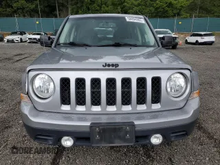 2015 Jeep Patriot Altitude z VIN 1C4NJRBB3FD426238, wystawiony jako Copart lot #58094965 z przebiegiem 107 969 mil mil oraz Szkoda całkowita • Salvage title. Historia ofert i sprzedaży dostępna na DreamBid. Obrazek 5.