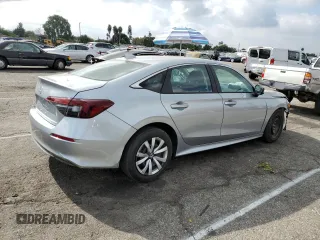 2025 Honda Civic Sedan LX with VIN 2HGFE2F28SH519958, listed as a Copart auction lot 77951444 with 8,157 mi miles and Salvage Title. Bid and sale history available at carsss.com. Image 3.