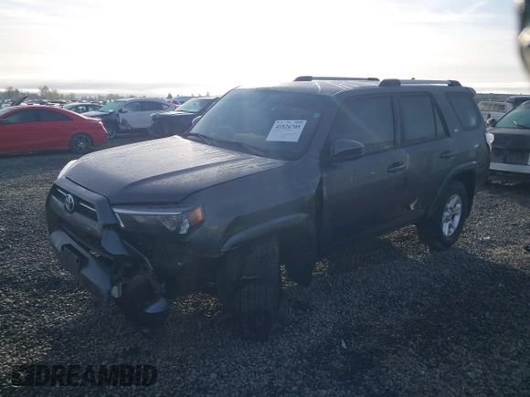 2021 Toyota 4Runner SR5 with VIN JTEMU5JR8M5878358, listed as a IAAI auction lot 41826705 with 76,748 mi miles and . Bid and sale history available at DreamBid. Image 2.
