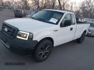 2007 Ford F-150 XL with VIN 1FTRF12W77KC18979, listed as a IAAI auction lot 41698981 with 114,271 mi miles. Bid and sale history available at carsss.com. Image 2.