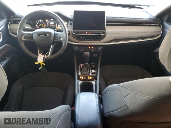 2024 Jeep Compass Sport with VIN 3C4NJDAN6RT135066, listed as a Copart auction lot 42750925 with 5,284 mi miles and Salvage Title. Bid and sale history available at carsss.com. Image 8.